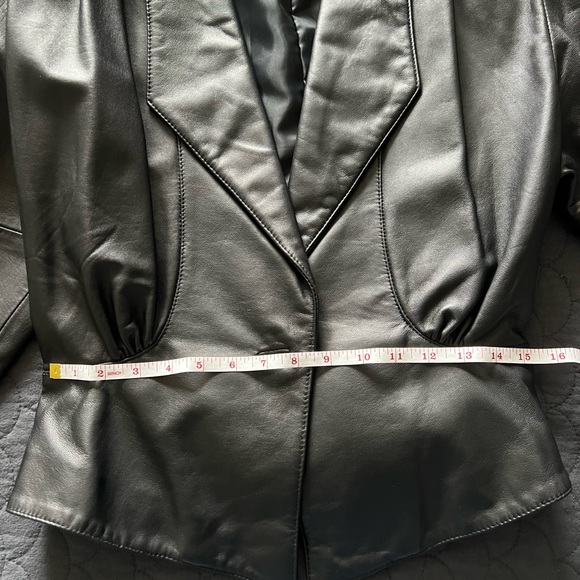Vintage Real Leather Jacket - Picture 4 of 11